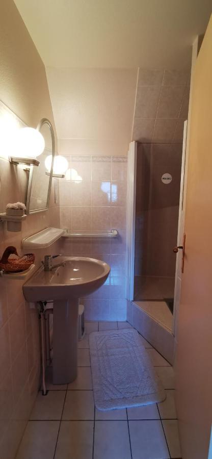Le Fidele Bed & Breakfast Saint-Chamant Luaran gambar